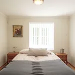 3 Bedroom Unique Apartment In Old Town