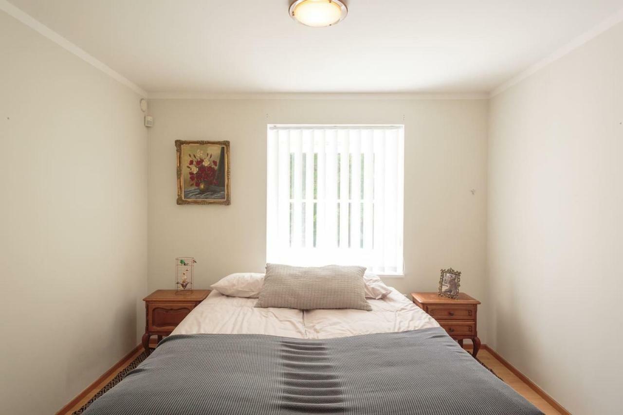 Apartment 3 Bedroom Unique In Old Town